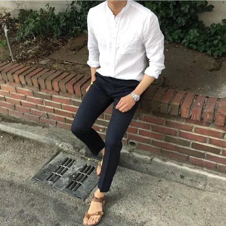 尉迟颖言伊