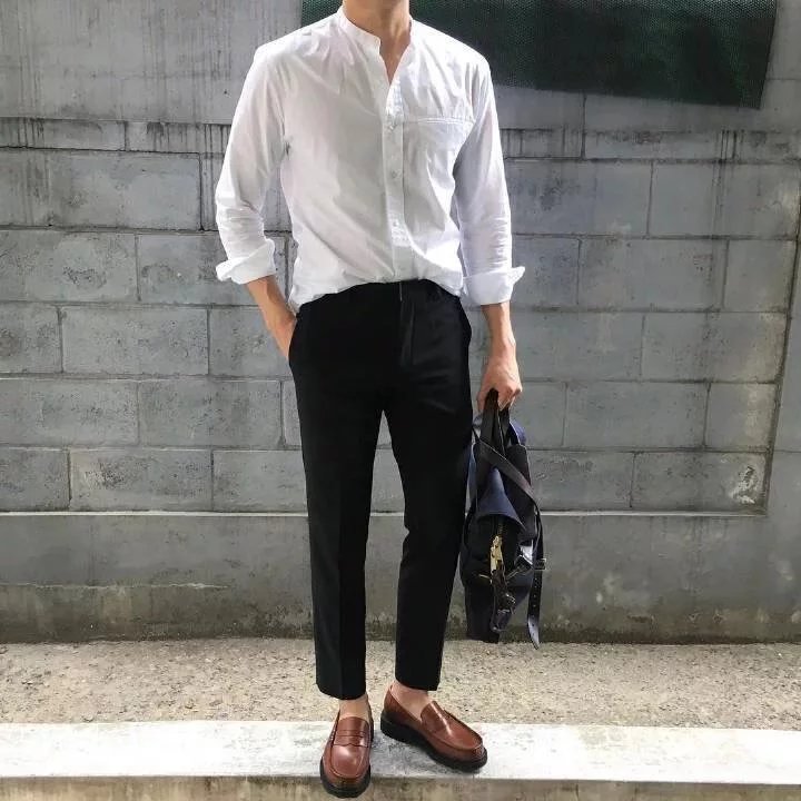 容辉保伯