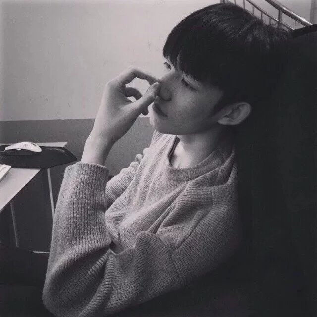 向桂翰骅