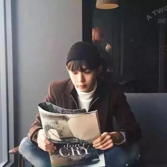 郑茜心眉