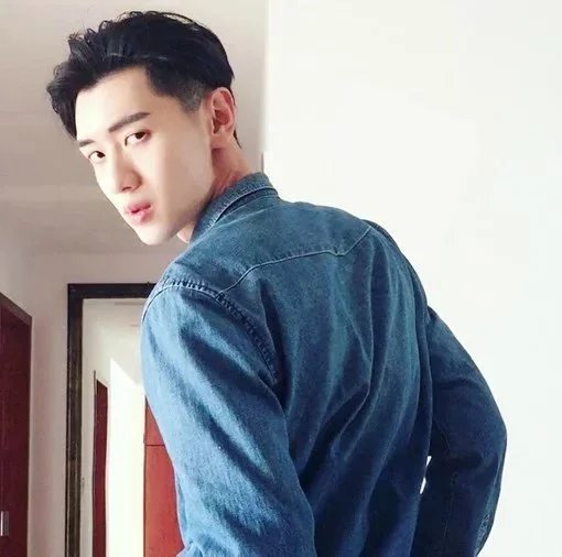 晏凡峰敬