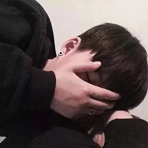 容鸣云航